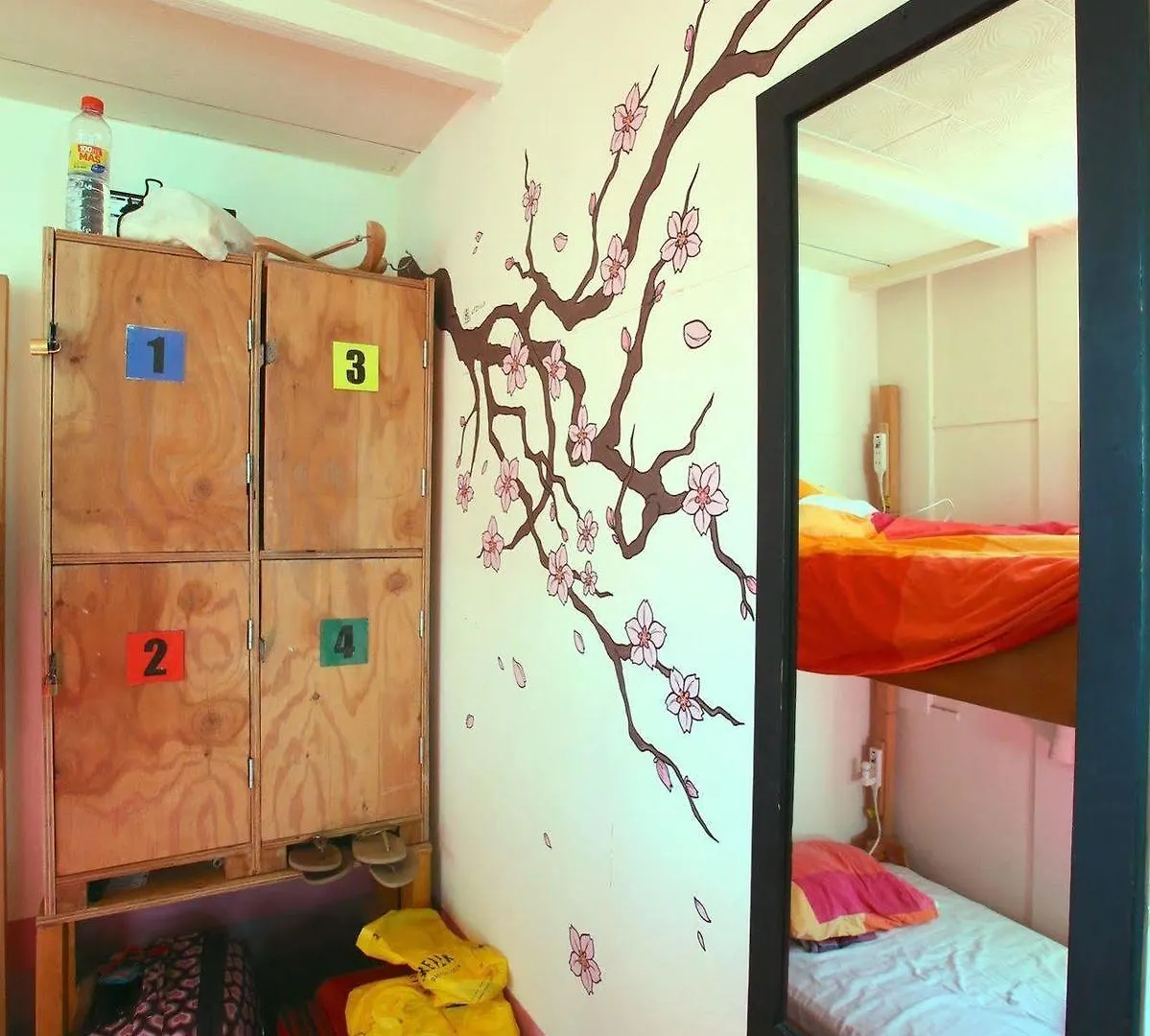 Hostel Yadoya Guest House Green Tokyo Japan